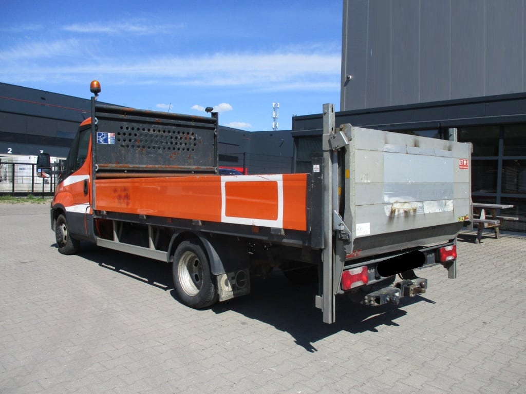 IMG-20250512-WA0019