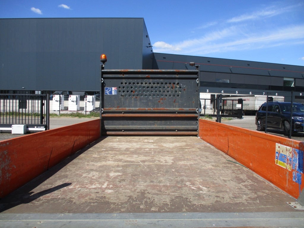 IMG-20250512-WA0023