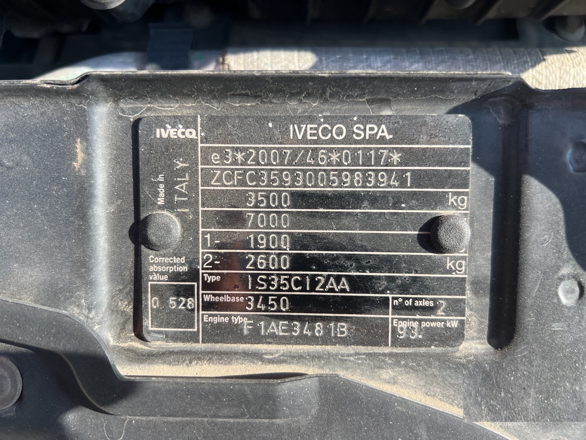 18c131fd-d926-4893-bfdd-75fcc4a490c2-hr