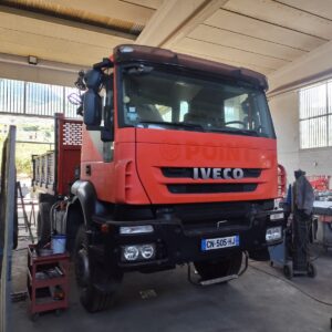 IVECO TRAKKER 190T36 (COD.INT. PM1999)