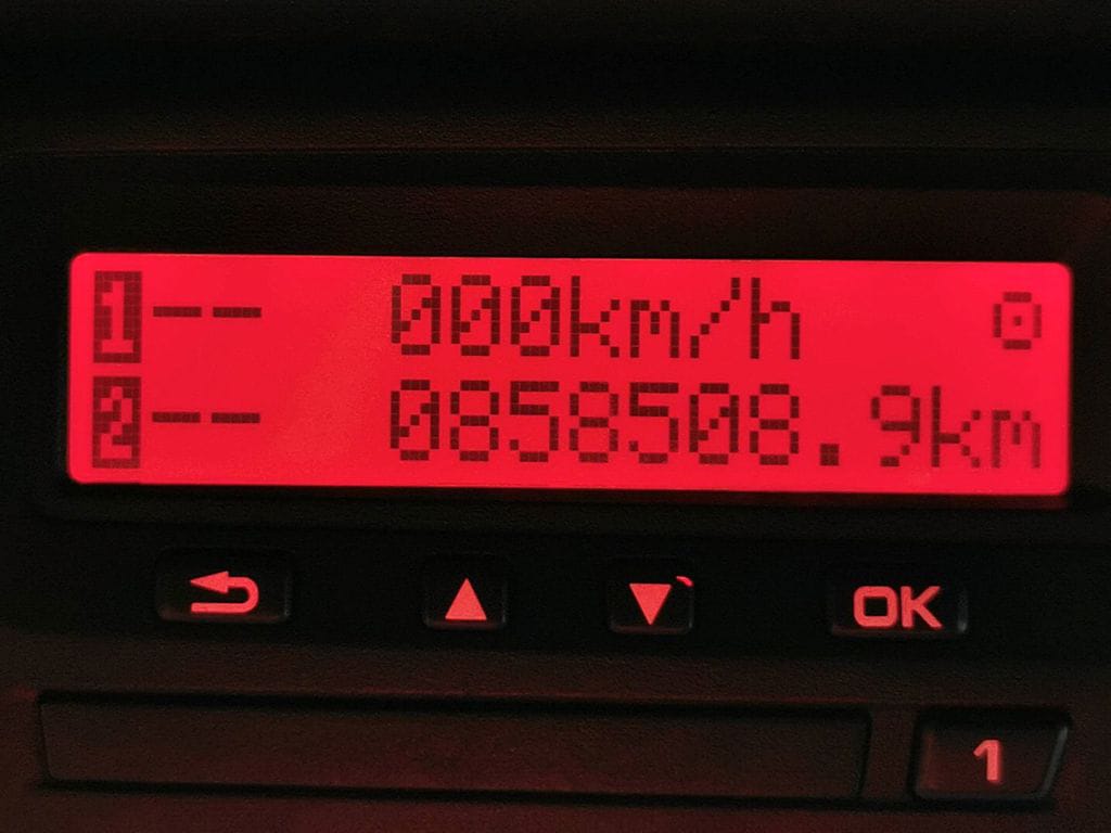 1704268058426