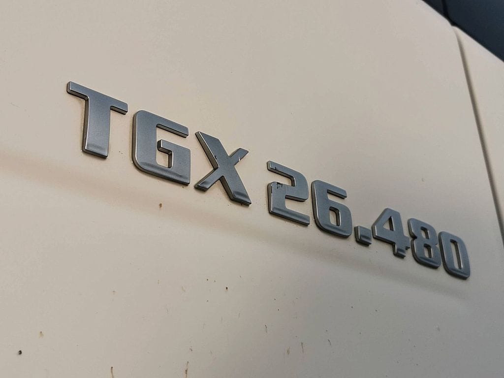 1704268058580