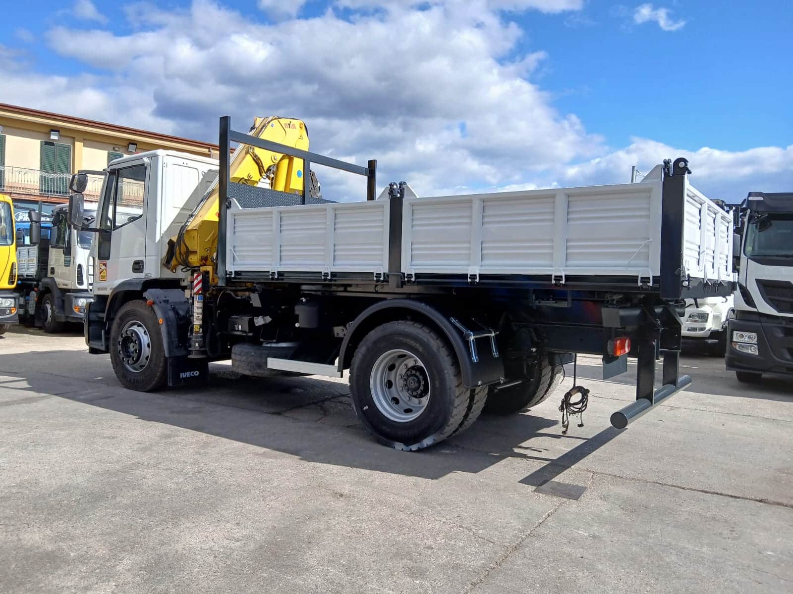 IMG-20251003-WA0180 IMG-20251003-WA0180