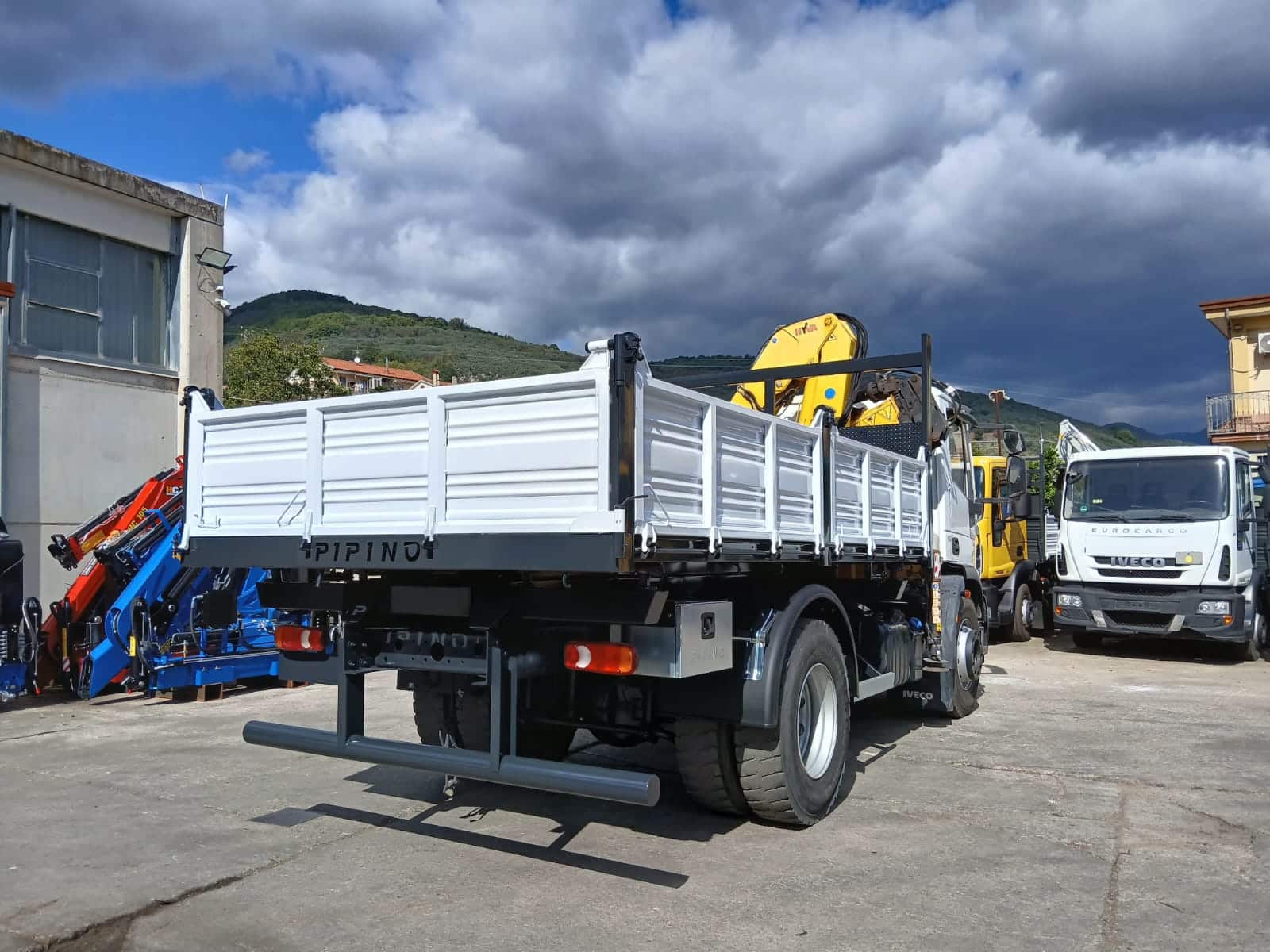 IMG-20251003-WA0185 IMG-20251003-WA0185