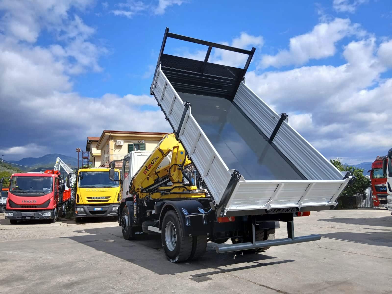 IMG-20251003-WA0208 IMG-20251003-WA0208