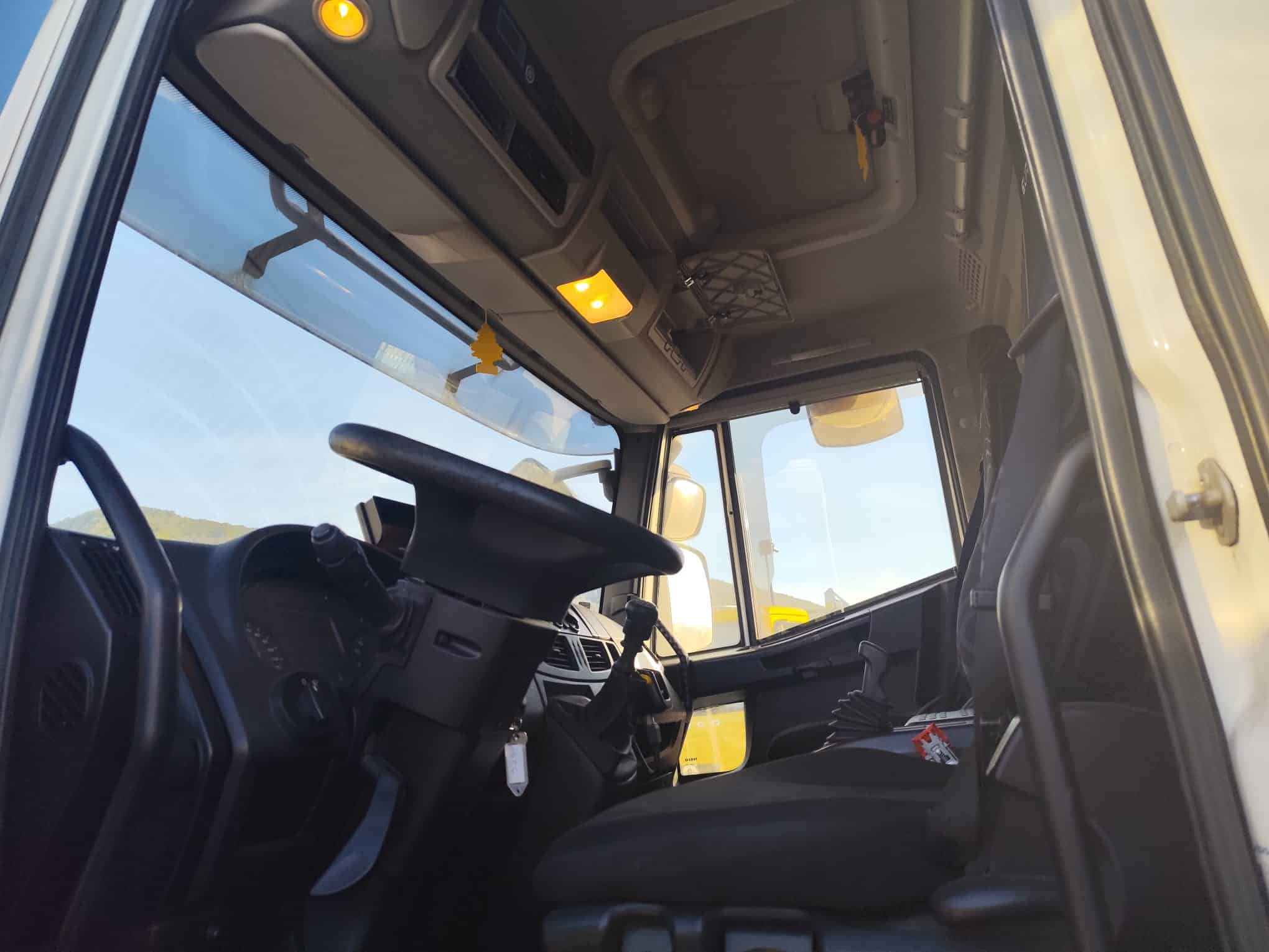 IMG-20251013-WA0010 IMG-20251013-WA0010