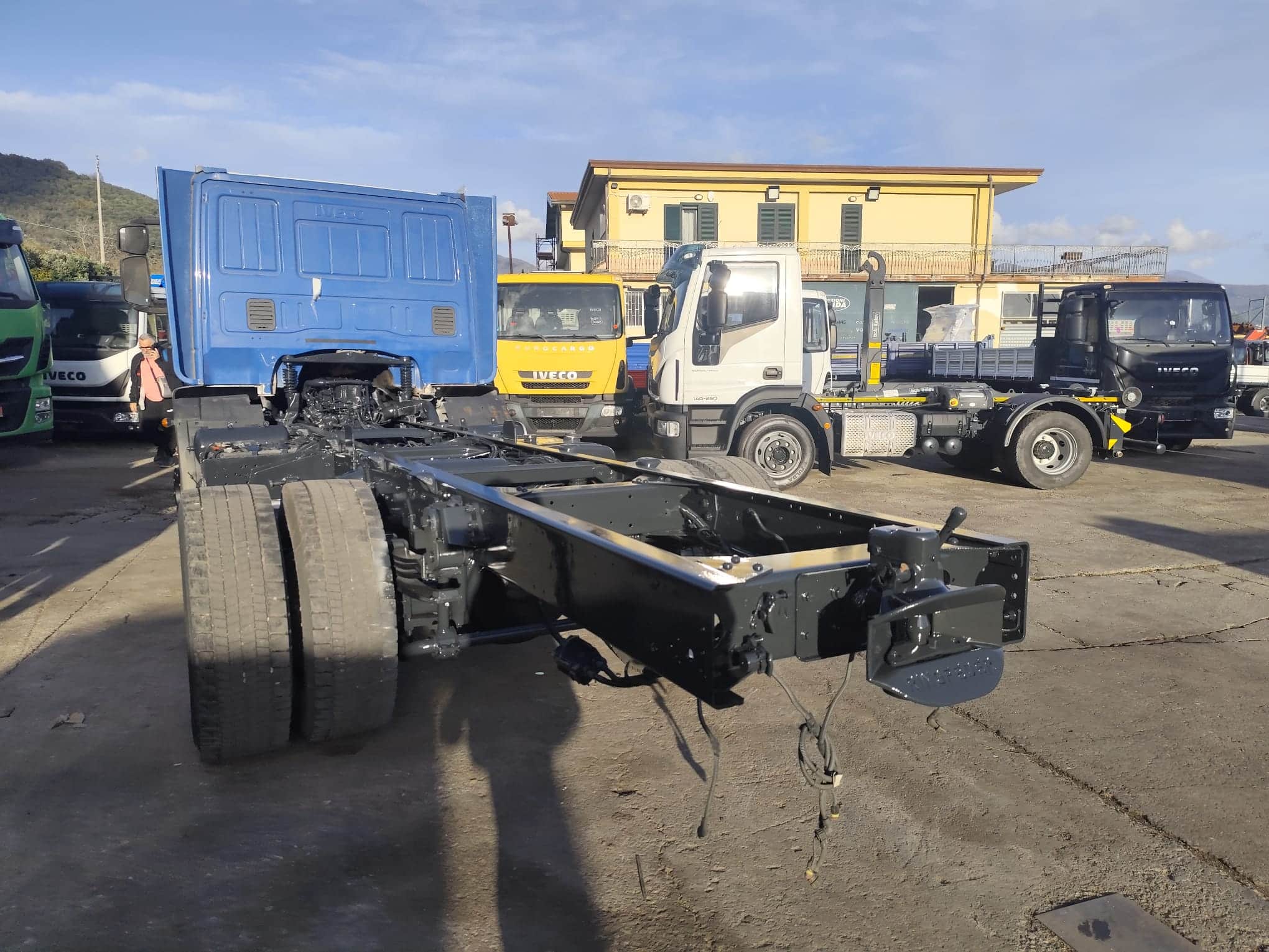 WhatsApp Image 2025-12-18 at 09.02.56 (7) WhatsApp Image 2025-12-18 at 09.02.56 (7)