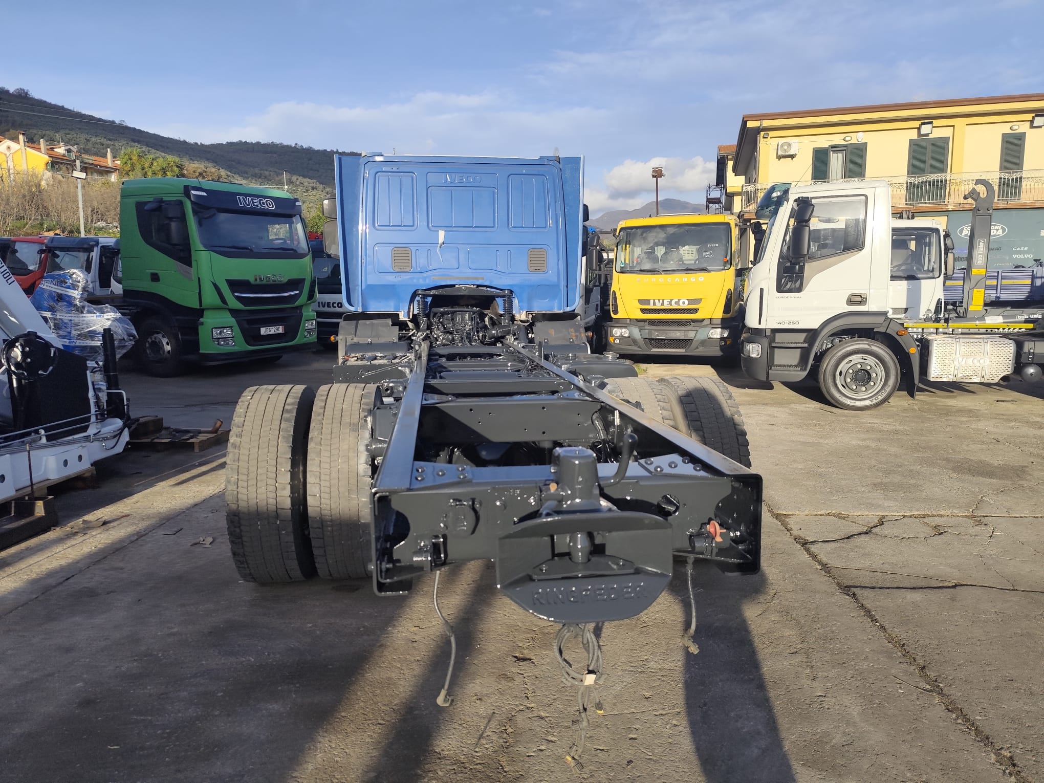 WhatsApp Image 2025-12-18 at 09.02.56 (9) WhatsApp Image 2025-12-18 at 09.02.56 (9)