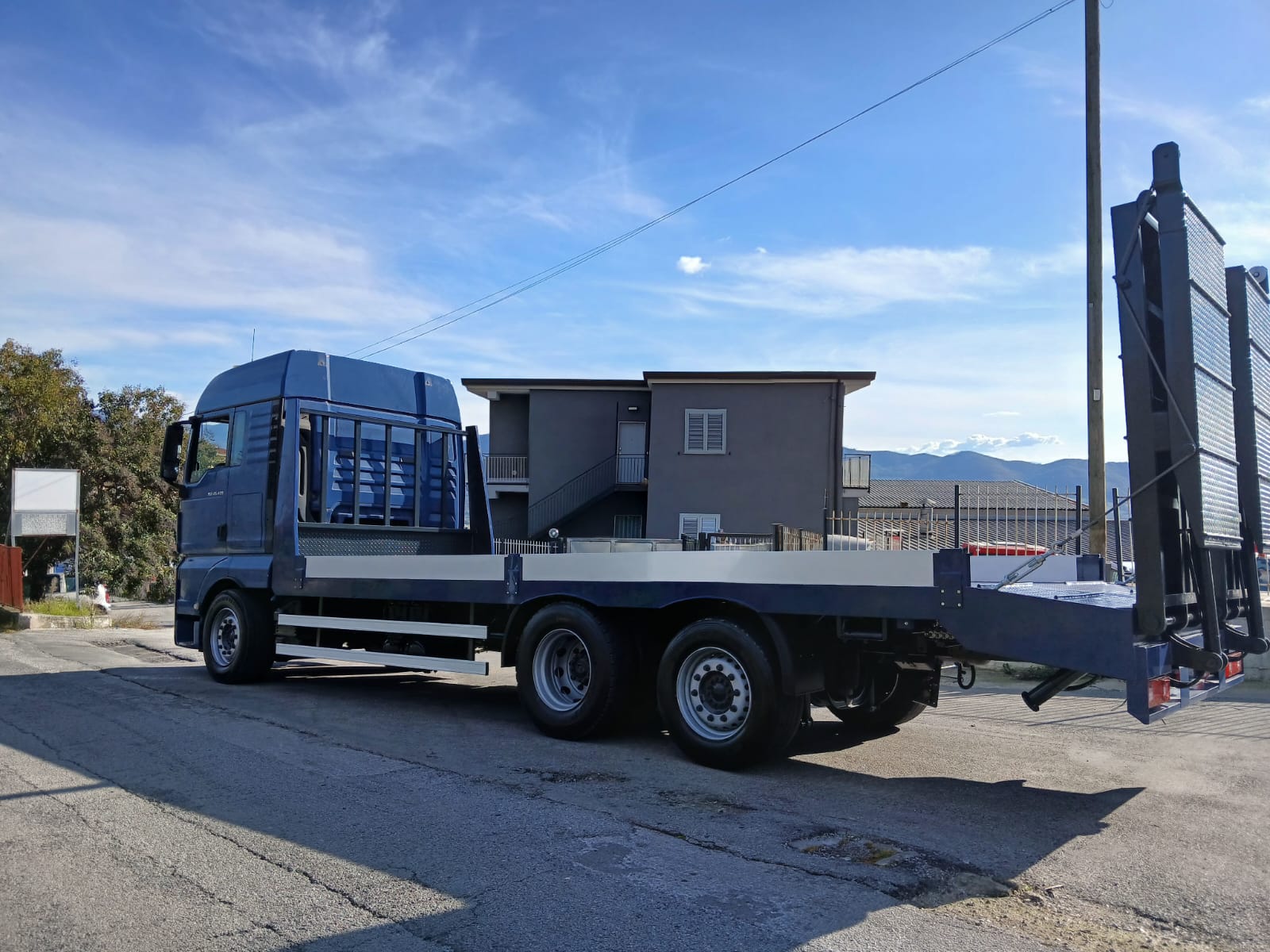 WhatsApp Image 2025-12-22 at 08.47.25 (3) WhatsApp Image 2025-12-22 at 08.47.25 (3)