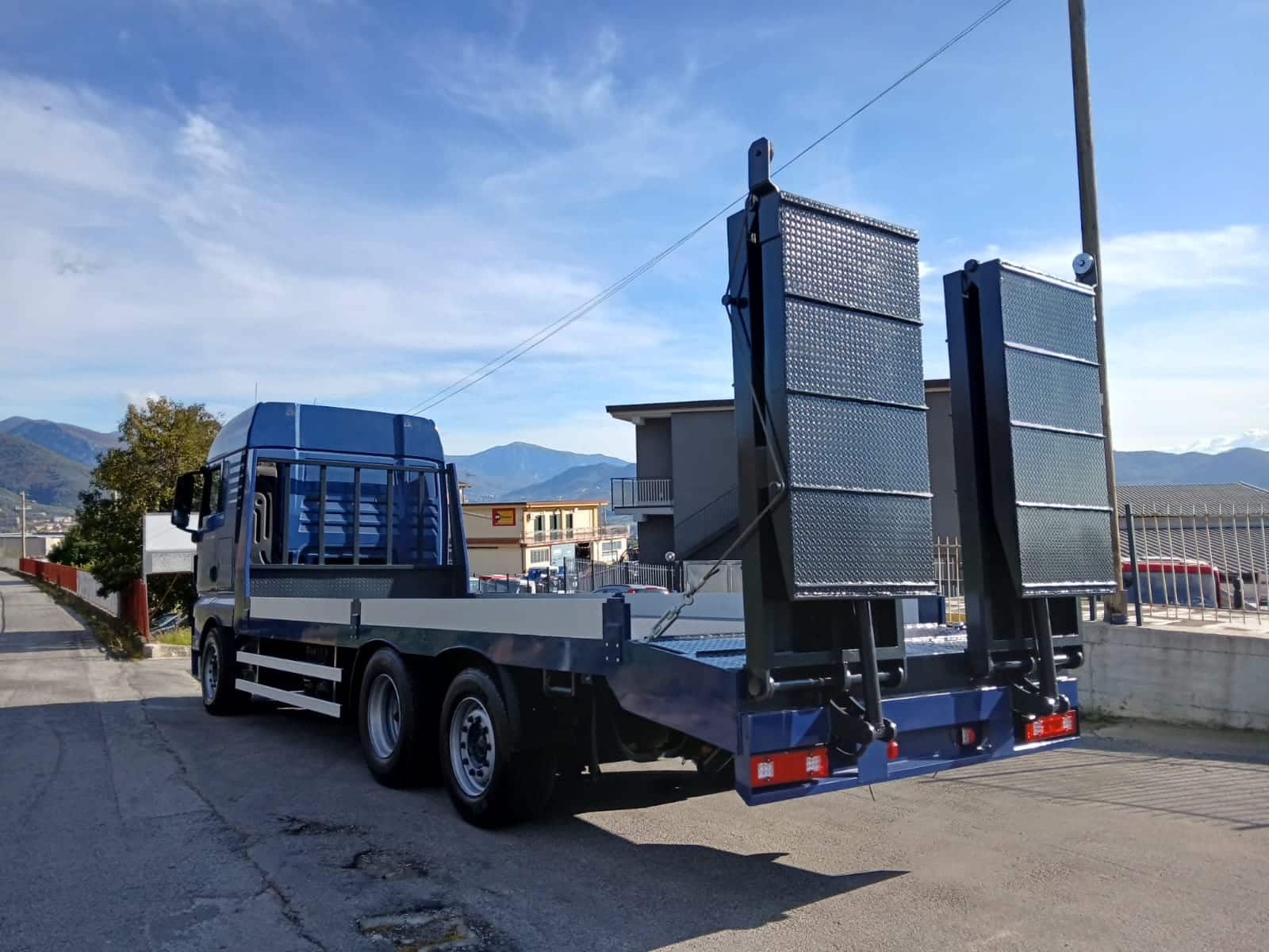 WhatsApp Image 2025-12-22 at 08.47.25 (5) WhatsApp Image 2025-12-22 at 08.47.25 (5)