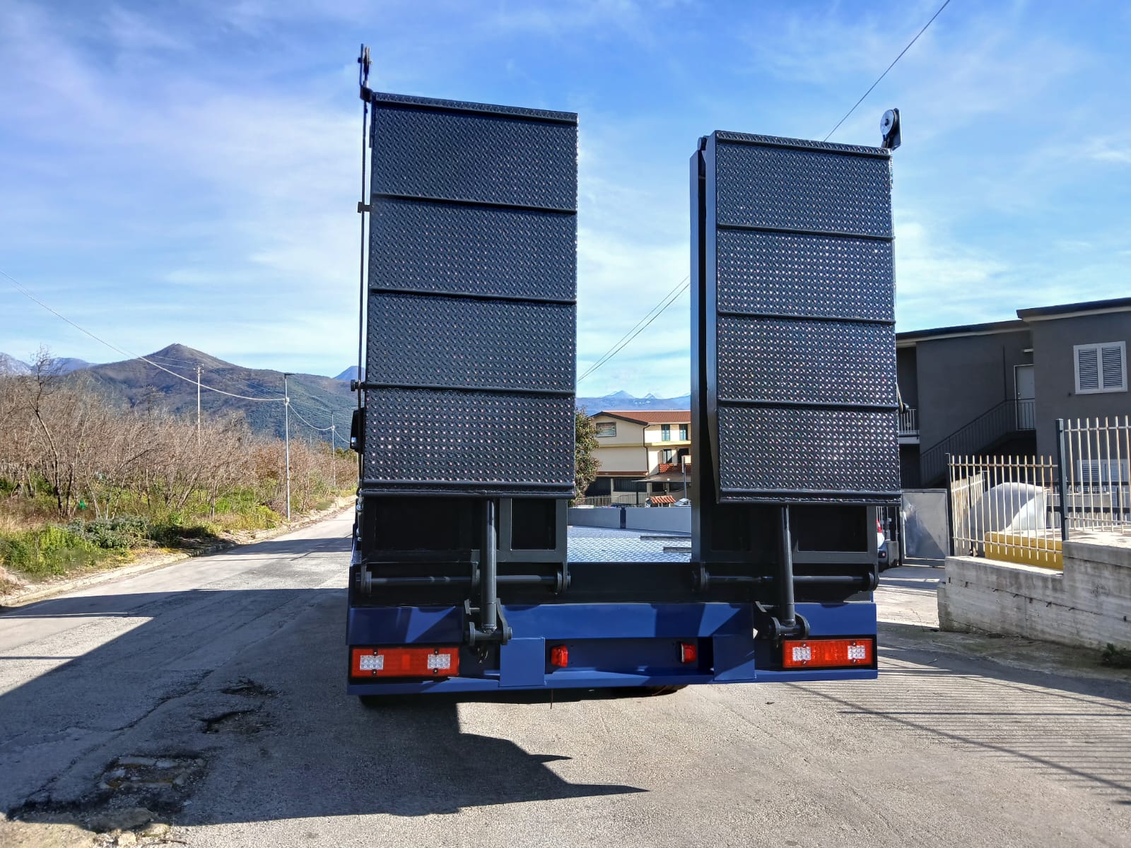 WhatsApp Image 2025-12-22 at 08.47.26 (3) WhatsApp Image 2025-12-22 at 08.47.26 (3)