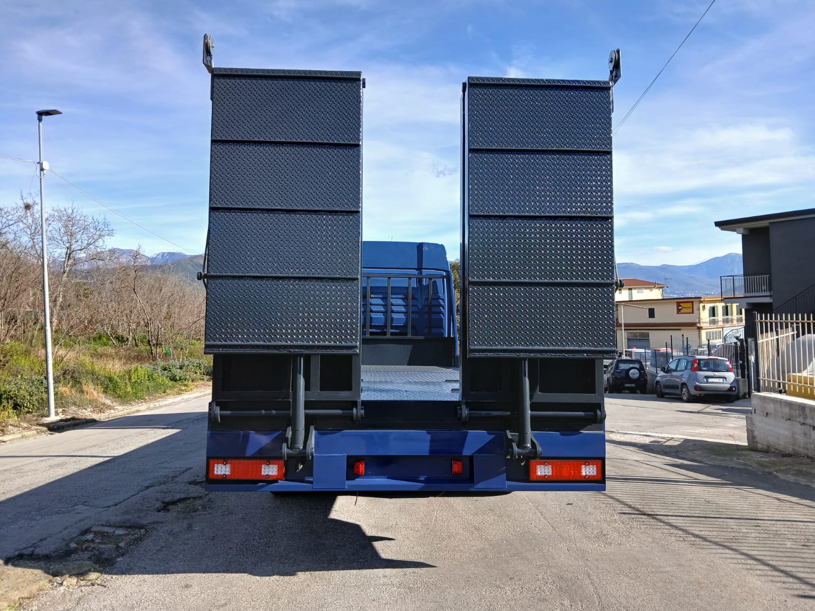 WhatsApp Image 2025-12-22 at 08.47.26 (4) WhatsApp Image 2025-12-22 at 08.47.26 (4)