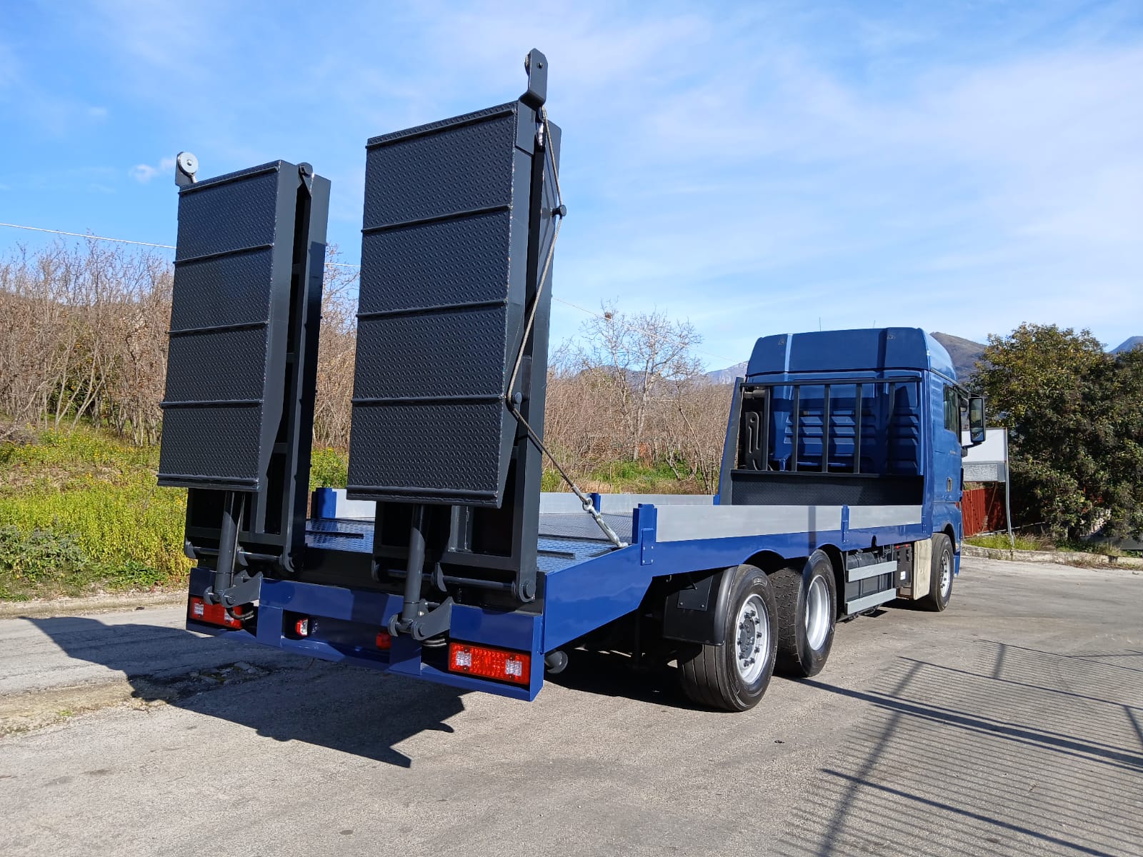 WhatsApp Image 2025-12-22 at 08.47.27 WhatsApp Image 2025-12-22 at 08.47.27