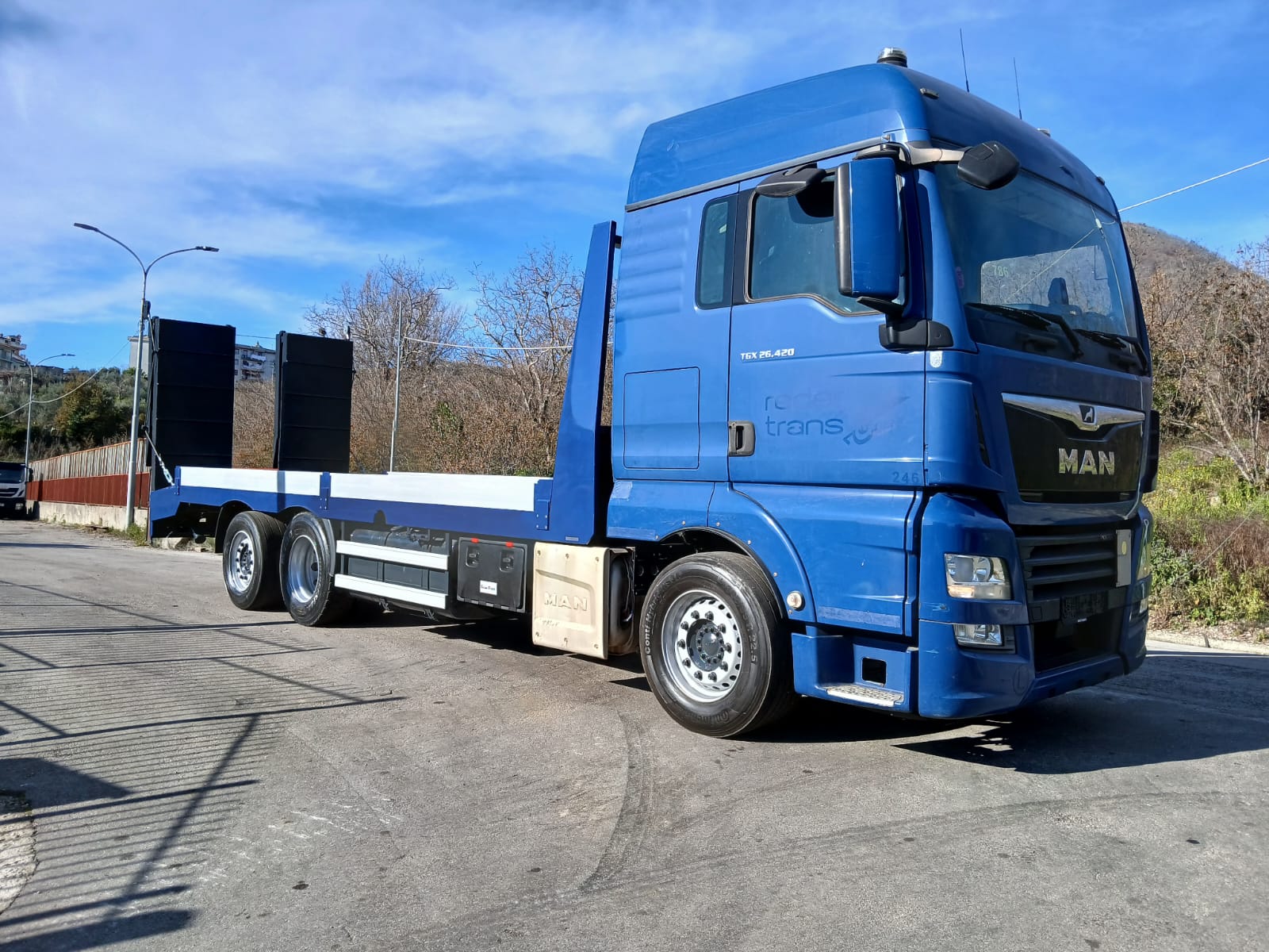 WhatsApp Image 2025-12-22 at 08.47.28 (2) WhatsApp Image 2025-12-22 at 08.47.28 (2)