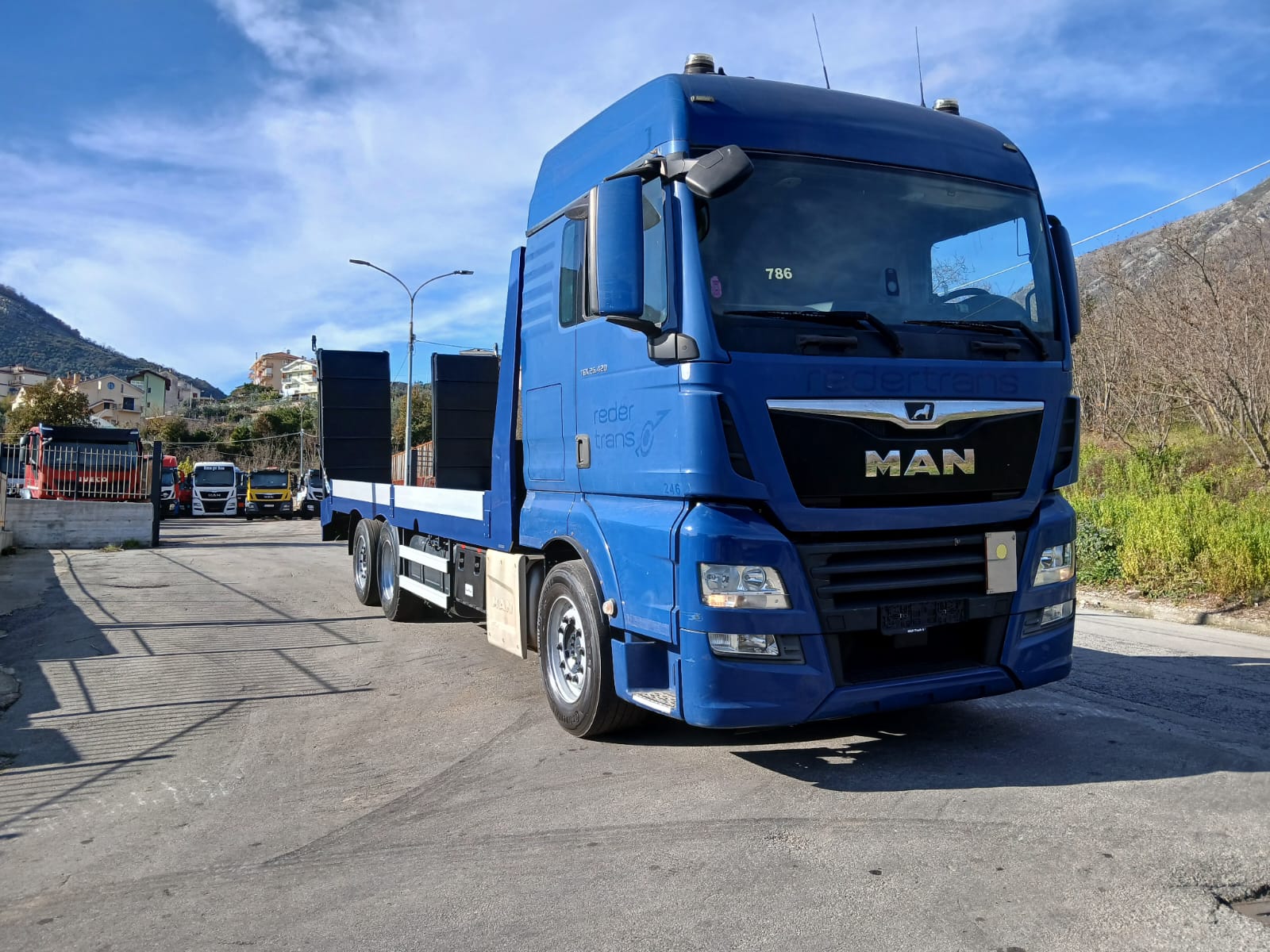 WhatsApp Image 2025-12-22 at 08.47.28 WhatsApp Image 2025-12-22 at 08.47.28